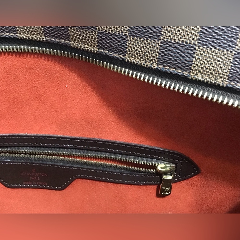 Louis Vuitton Bag - Picture 13 of 16